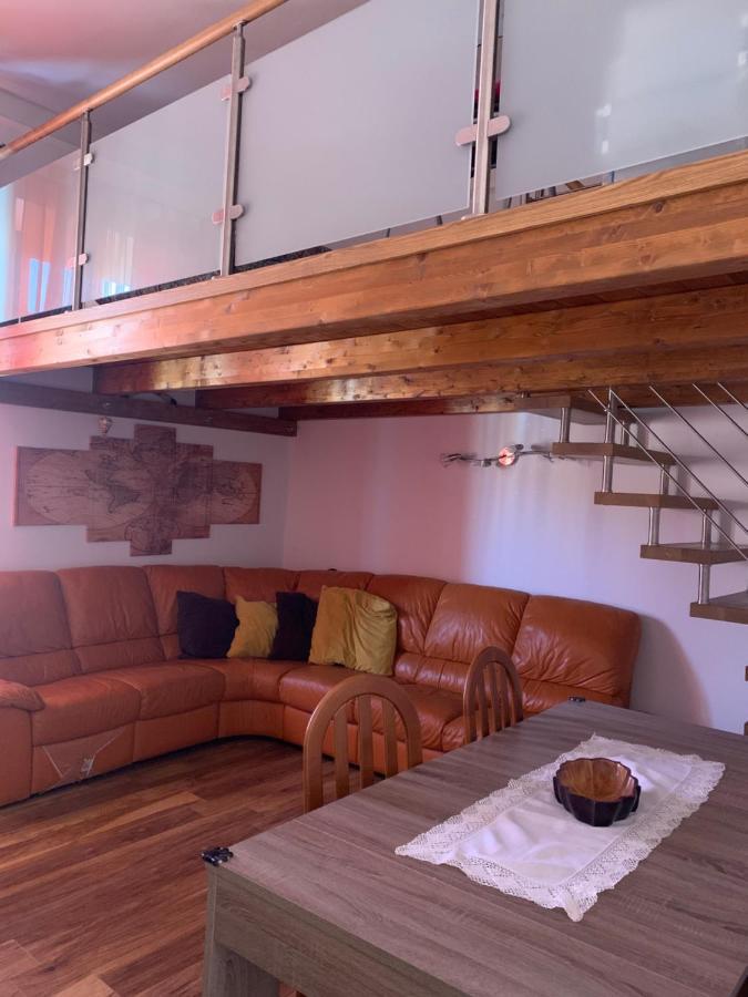 Loft Per Due Apartment Алгеро Екстериор снимка
